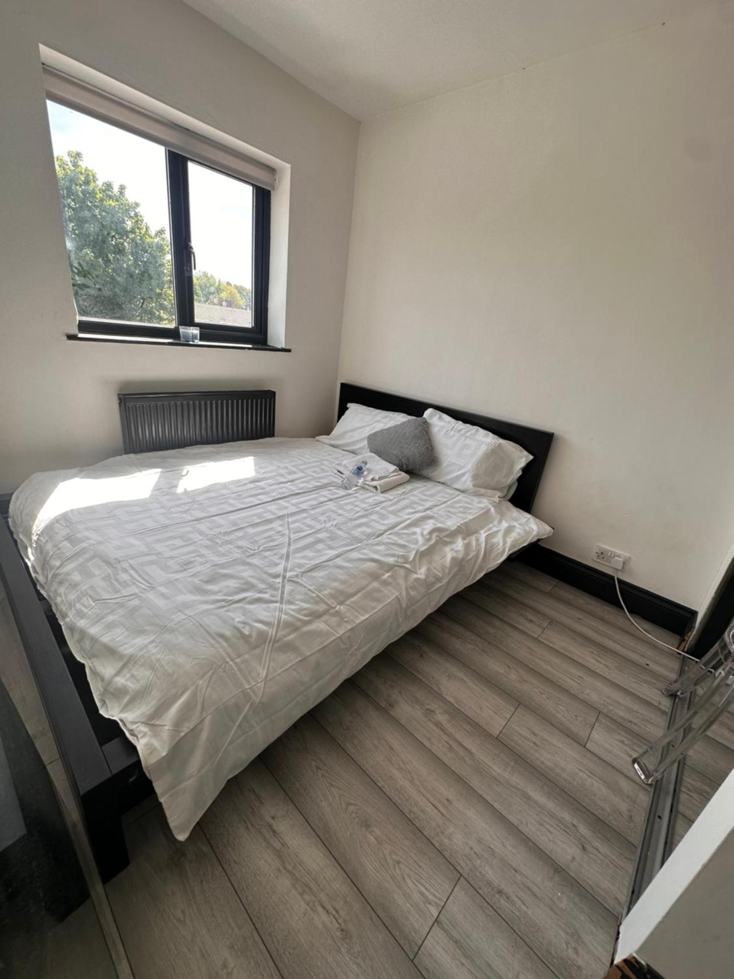 Spacious Double Near Train Station Birmingham Exterior photo